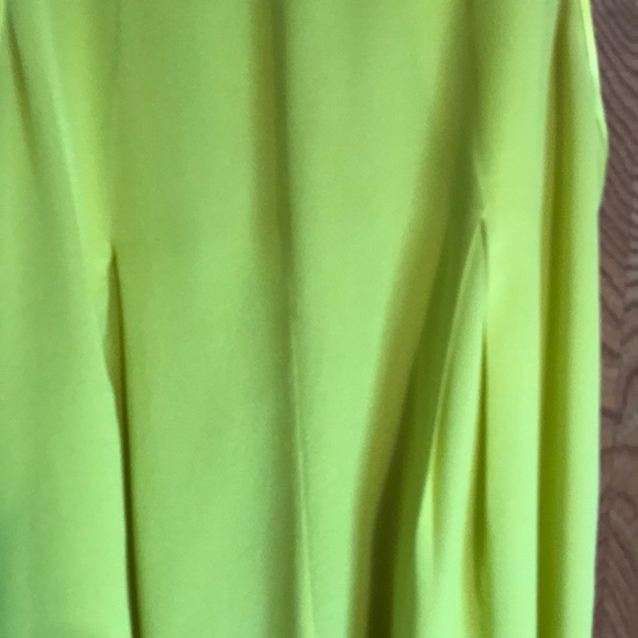 Trina Turk Citron Silk Tank w/ Silver buttons - Picture 6 of 6